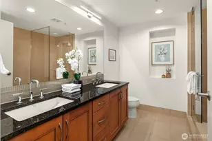 10610 NE 9th Pl, Bellevue, WA 98004 - Photo 23