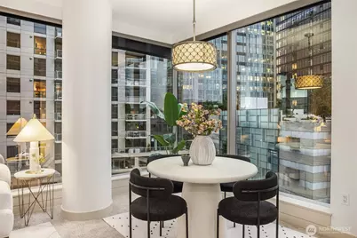 10610 NE 9th Place #809, Bellevue, WA 98004 - Photo 11