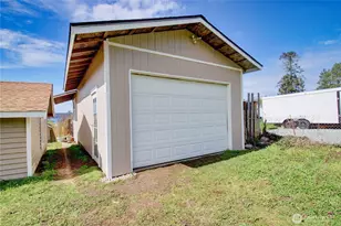 818 Serene View Rd, Camano Island, WA 98282 - Photo 3