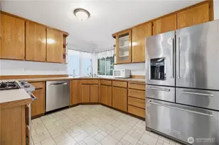 1924 5 St SE, Puyallup, WA 98372 - Photo 9