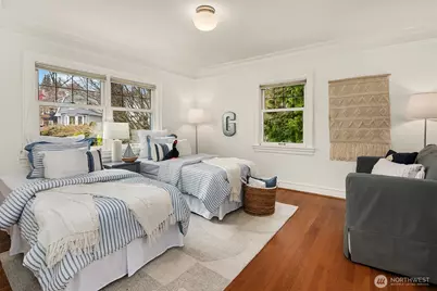 360 Highland Drive, Seattle, WA 98109 - Photo 21