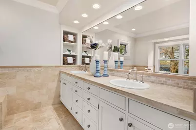 360 Highland Drive, Seattle, WA 98109 - Photo 19