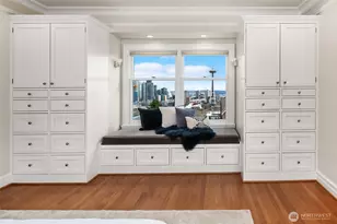 360 Highland Dr, Seattle, WA 98109 - Photo 17