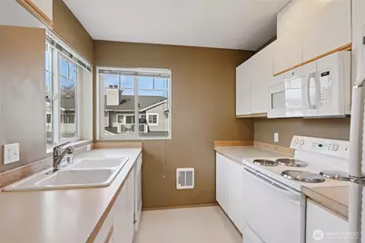 23316 59th Place S #14-3, Kent, WA 98032 - Photo 11