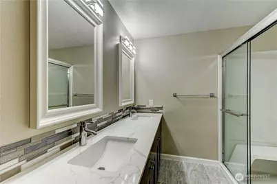 12838 SE 141st Lane #F103, Bellevue, WA 98006 - Photo 13