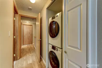 12838 SE 141st Lane #F103, Bellevue, WA 98006 - Photo 15