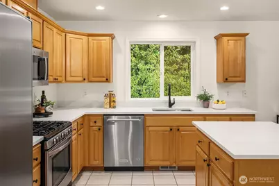 329 NE 185th Street, Shoreline, WA 98155 - Photo 13