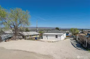 918 Cashmere St, Wenatchee, WA 98801 - Photo 7