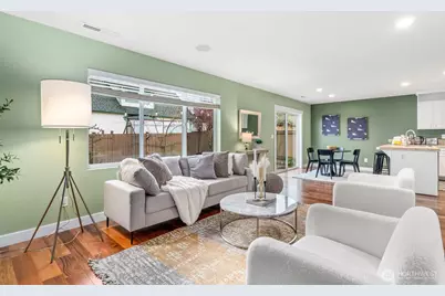 8303 10th Place SE, Lake Stevens, WA 98258 - Photo 5