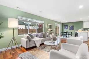 8303 10th Pl SE, Lake Stevens, WA 98258 - Photo 5