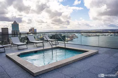 300 Virginia Street #1701, Seattle, WA 98121 - Photo 17