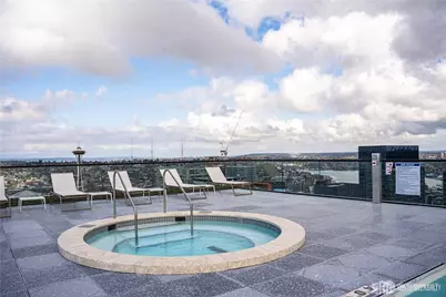300 Virginia Street #1701, Seattle, WA 98121 - Photo 15