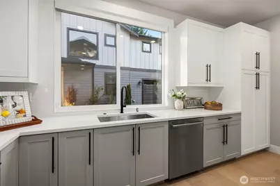 10931 NE 133rd Street, Kirkland, WA 98034 - Photo 11