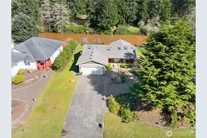 160 Dolphin Avenue NE, Ocean Shores, WA 98569 - Photo 5