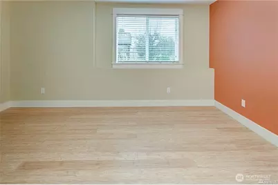 7929 Seward Park Avenue S, Seattle, WA 98118 - Photo 11