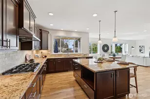 8535 4th Ave NE, Seattle, WA 98115 - Photo 7