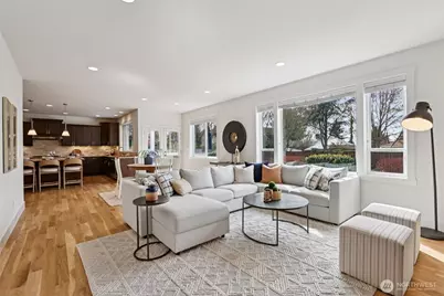 8535 4th Avenue NE, Seattle, WA 98115 - Photo 3