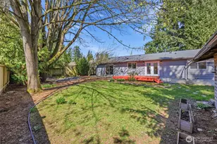 224 224th St SW, Bothell, WA 98021 - Photo 27