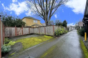 421 Wells Ave S, Renton, WA 98057 - Photo 39