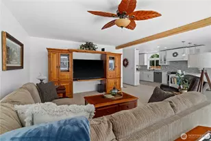 100 NE Alta Vista Dr, Belfair, WA 98528 - Photo 11