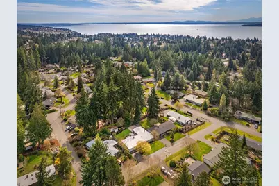 10124 241st Place SW, Edmonds, WA 98020 - Photo 29