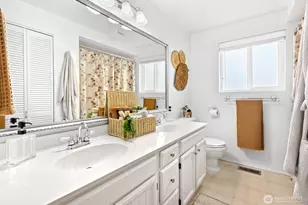 10124 241st Pl SW, Edmonds, WA 98020 - Photo 15