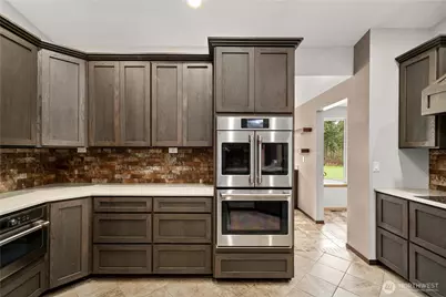 36421 80th Avenue E, Eatonville, WA 98328 - Photo 9