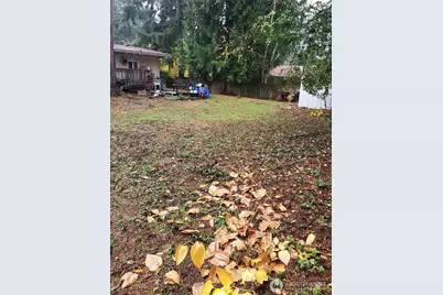 1718 144th Avenue SE, Bellevue, WA 98007 - Photo 3