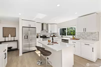 6018 152nd Avenue NE, Redmond, WA 98052 - Photo 9