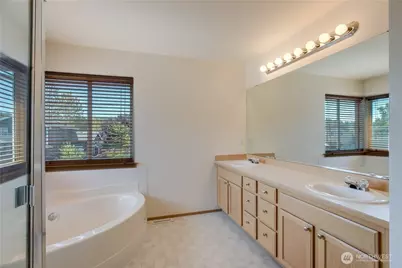 15890 Lakeview Avenue SE, Monroe, WA 98272 - Photo 23