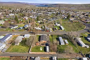 153 NW Quincy Pl, Soap Lake, WA 98851 - Photo 35