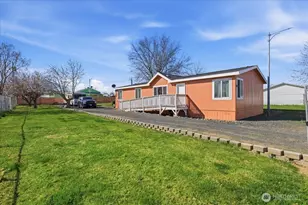 153 NW Quincy Pl, Soap Lake, WA 98851 - Photo 3