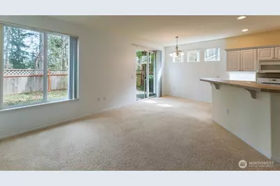 960 Lynnwood Court SE #1027, Renton, WA 98058 - Photo 3