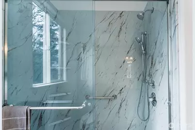 960 Lynnwood Court SE #1027, Renton, WA 98058 - Photo 17