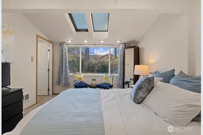 15014 54th Place W, Edmonds, WA 98026 - Photo 17