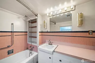 1682 NE Grandview Boulevard, Keyport, WA 98345 - Photo 7