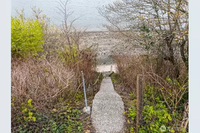 1682 NE Grandview Boulevard, Keyport, WA 98345 - Photo 33