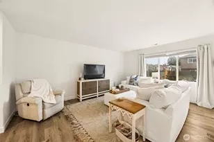 10501 190th St E, Puyallup, WA 98374 - Photo 5