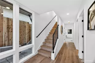 11738 23rd Ave NE, Seattle, WA 98125 - Photo 3