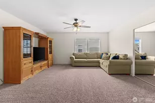 23412 SE 260th Ct, Maple Valley, WA 98038 - Photo 21
