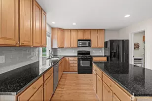 23412 SE 260th Ct, Maple Valley, WA 98038 - Photo 7