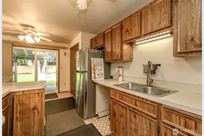 7703 192nd Avenue E, Bonney Lake, WA 98391 - Photo 19