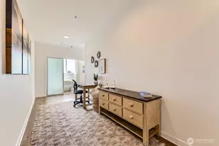 1601 N 45th St, Seattle, WA 98103 - Photo 5