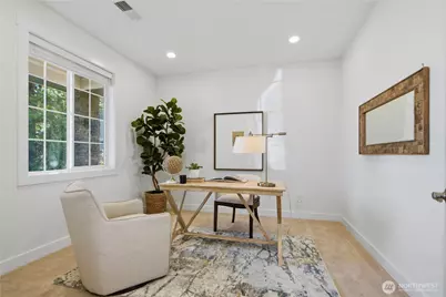 8402 121st Place SE, Newcastle, WA 98056 - Photo 3