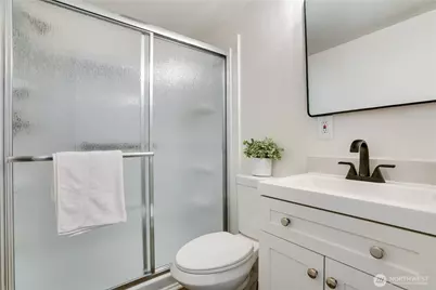 2450 Marine Drive, Bremerton, WA 98312 - Photo 17