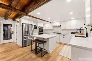 6358 S Island Dr E, Bonney Lake, WA 98391 - Photo 13