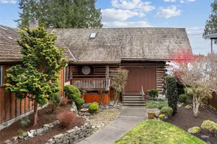 6358 S Island Dr E, Bonney Lake, WA 98391 - Photo 35