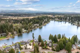 6358 S Island Dr E, Bonney Lake, WA 98391 - Photo 33