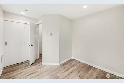 7776 Highland Park Way SW #B, Seattle, WA 98106 - Photo 13