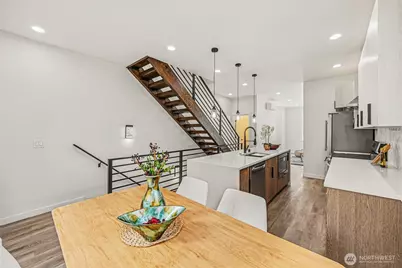 7776 Highland Park Way SW #B, Seattle, WA 98106 - Photo 7